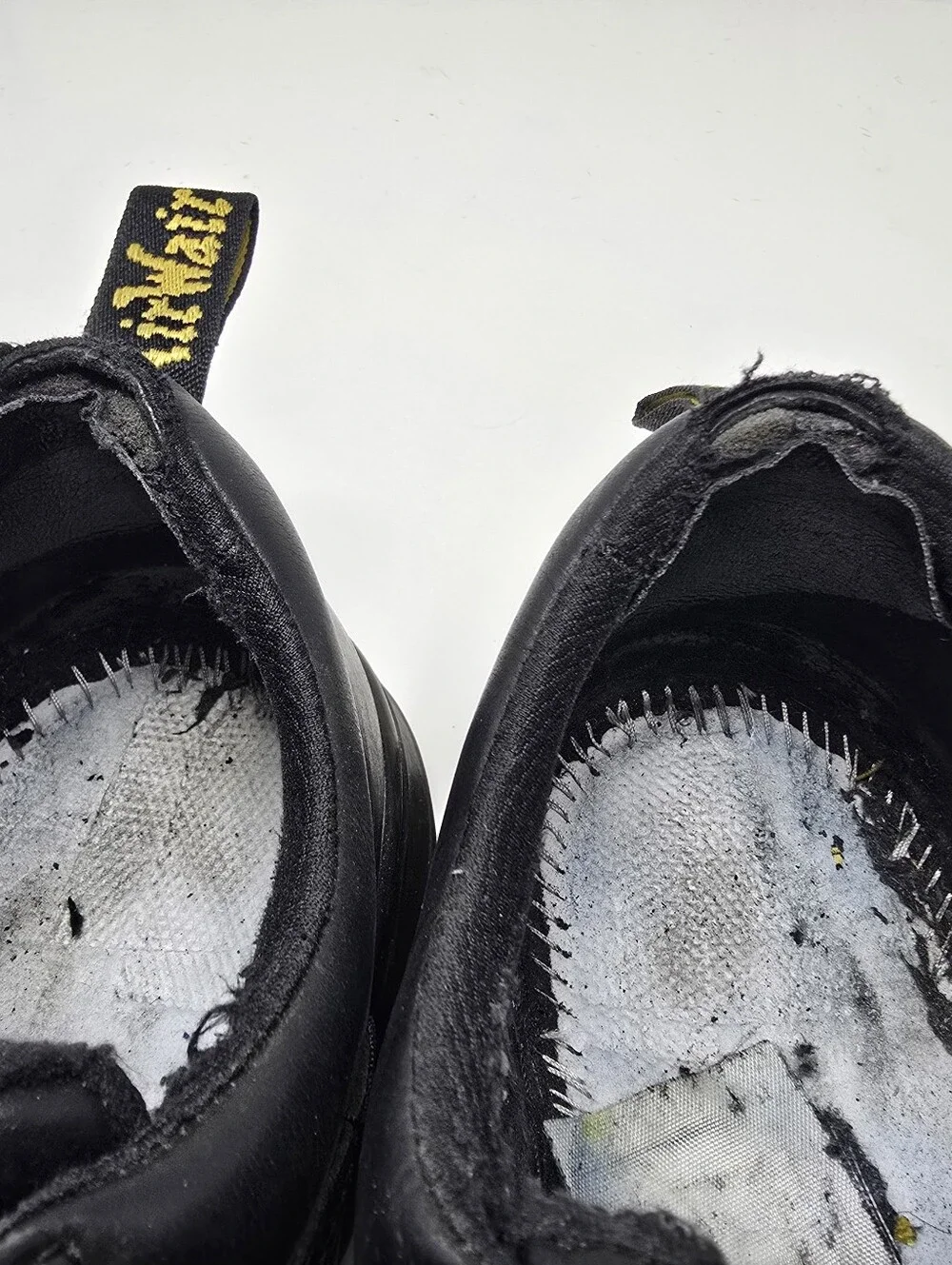 Dr. Martens *FLAWS* Reeder Shoes Mens Size 10 Black Leather Casual Sneakers